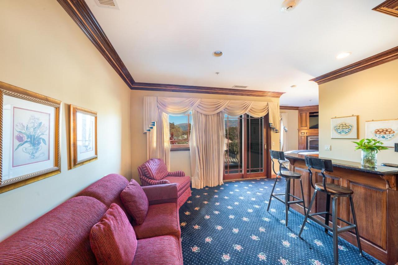 Stock Farm Inn Hopland ภายนอก รูปภาพ